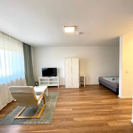 Monteurwohnung Duisburg-neumuehl Apartamento